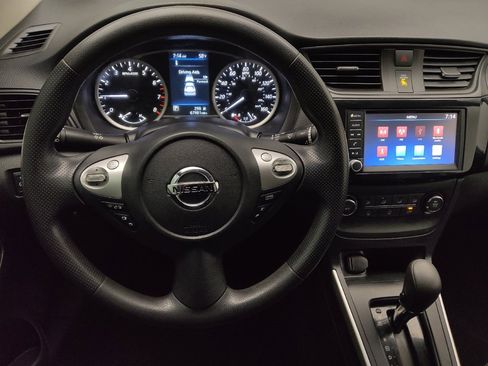 Used 2019 Nissan Sentra S image 22