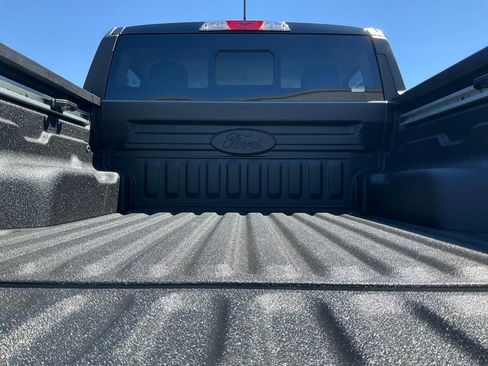 New 2025 Ford Maverick Lariat w/ Black Appearance Package image 13