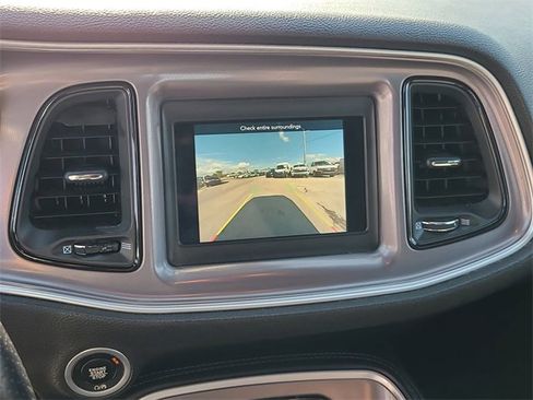 Used 2022 Dodge Challenger GT image 25