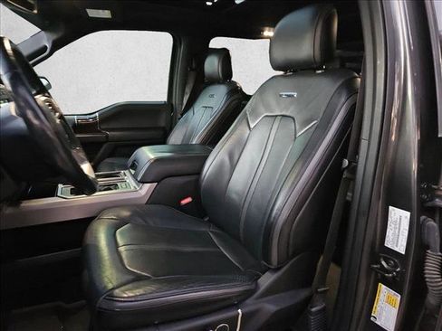 Used 2017 Ford F150 Platinum w/ Equipment Group 701A Luxury image 20