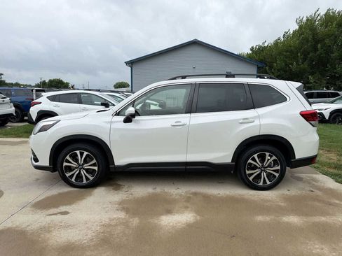 Used 2023 Subaru Forester Limited AWD/4WD image 3