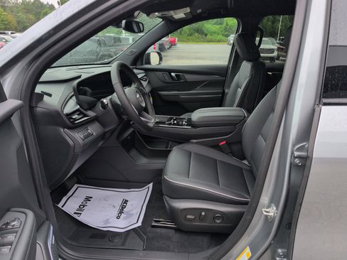 New 2026 Buick Enclave Sport Touring w/ LPO, Floor Liner Package image 14