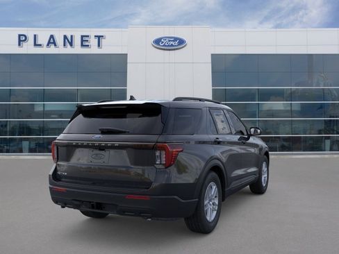 New 2026 Ford Explorer Active RWD image 10