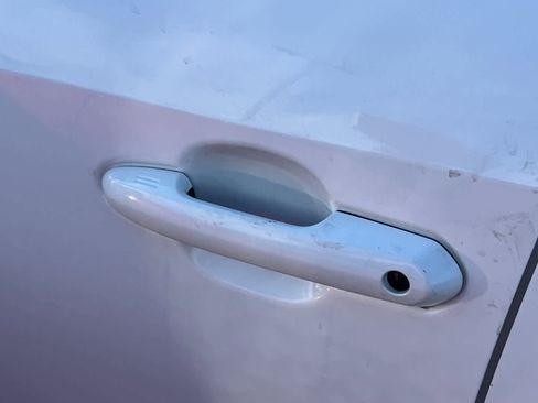 Used 2022 Toyota RAV4 XLE image 7