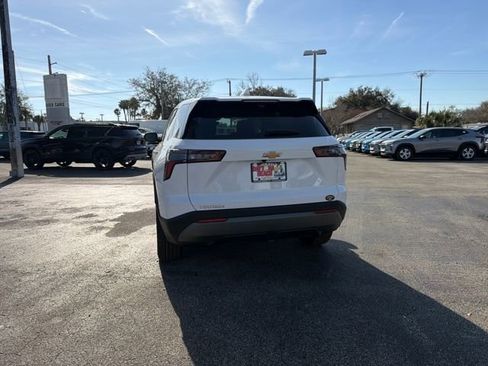 New 2026 Chevrolet Equinox LT w/ Safety and Technology Package FWD image 9