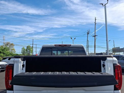 Used 2024 GMC Sierra 1500 AT4X w/ AT4X AEV Edition AWD/4WD image 30