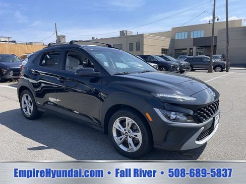 Used 2023 Hyundai Kona SEL w/ Convenience Package AWD/4WD image 2