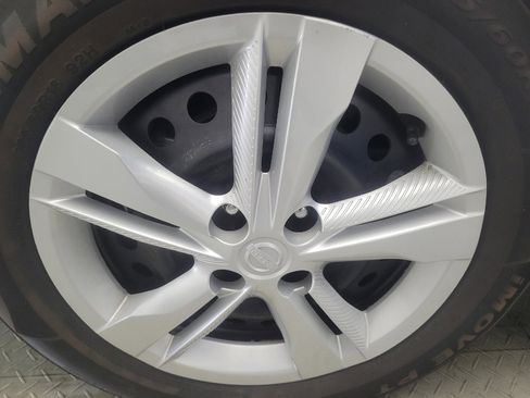 Used 2021 Nissan Kicks S FWD image 31