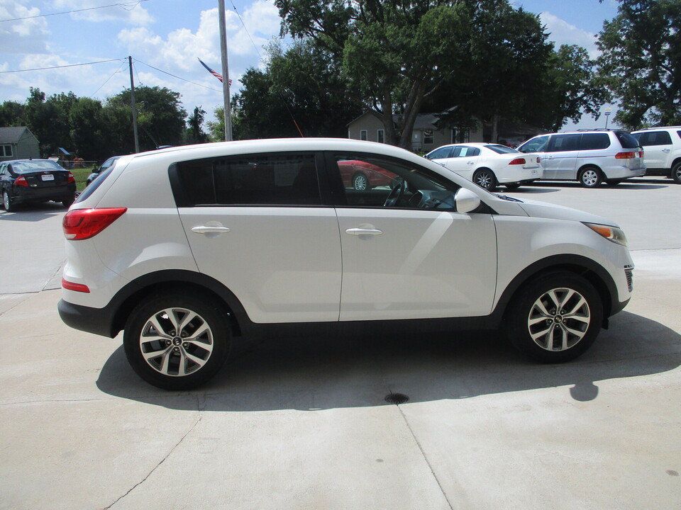 Used 2016 Kia Sportage LX FWD image 16