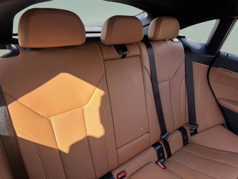 Used 2023 BMW i4 eDrive35 w/ Premium Package image 28