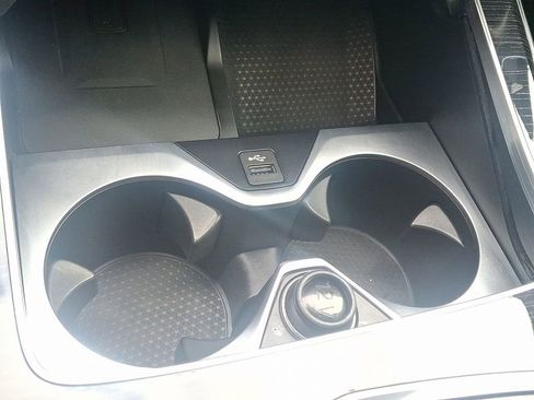 Certified 2024 BMW X7 xDrive40i w/ M Sport Package image 28