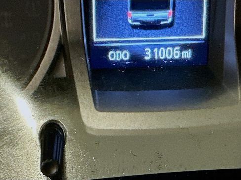 Used 2023 Toyota Tacoma TRD Off-Road w/ Technology Package image 19