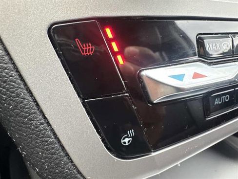 Used 2023 Ford Explorer XLT w/ Equipment Group 202A image 41