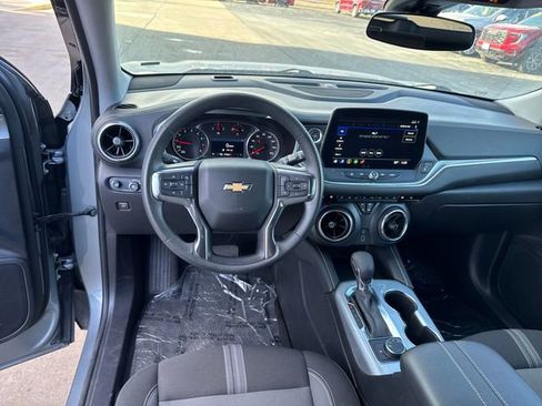 Certified 2025 Chevrolet Blazer LT image 18