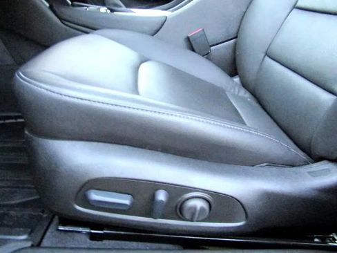 Used 2023 Chevrolet Malibu LT w/ LPO, Floor Liner Package image 16