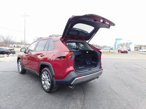 Used 2025 Toyota RAV4 Limited image 23