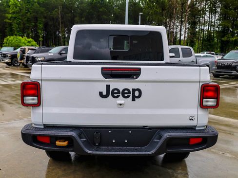 New 2026 Jeep Gladiator Mojave AWD/4WD image 9
