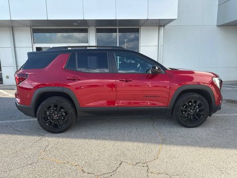 Used 2025 GMC Terrain Elevation w/ Black Edition AWD/4WD image 3