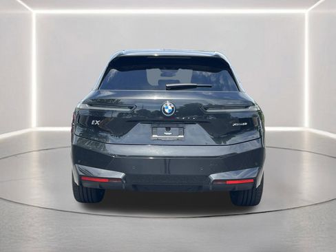 Used 2024 BMW iX xDrive50 w/ Sport Package AWD/4WD image 21