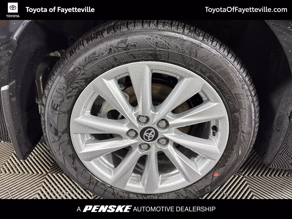 Used 2027 Toyota Corolla LE w/ LE Premium Package FWD image 21
