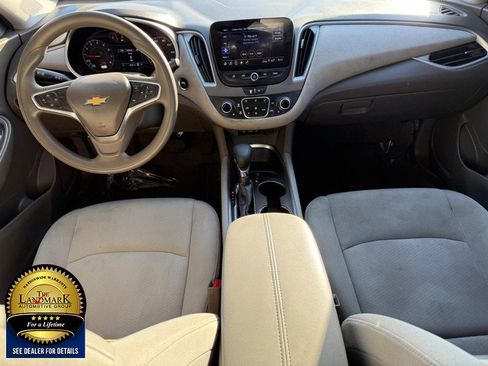 Used 2022 Chevrolet Malibu LT image 16