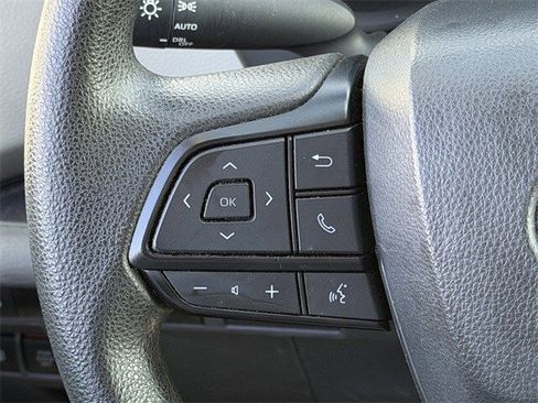 Used 2024 Toyota Sienna LE image 14