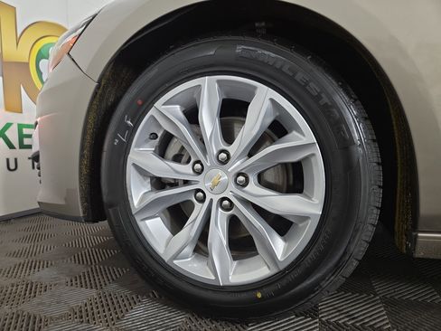 Used 2024 Chevrolet Malibu LT image 35