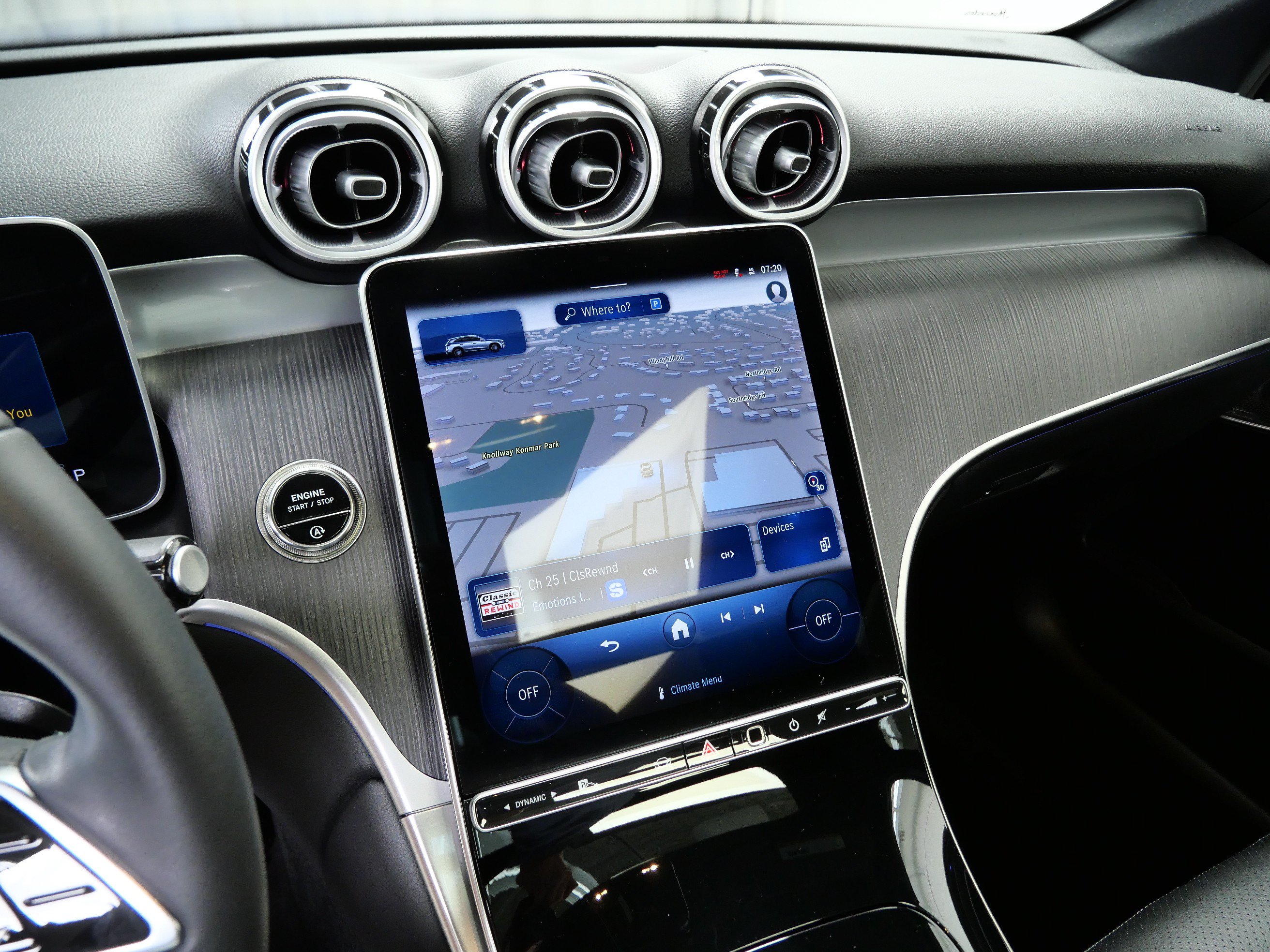 Certified 2026 Mercedes-Benz GLC 300 4MATIC image 19