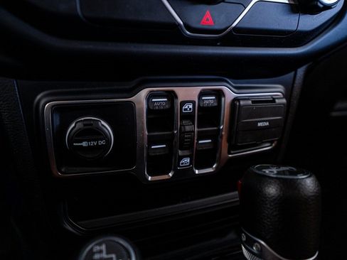 Used 2019 Jeep Wrangler Unlimited Sport S image 51