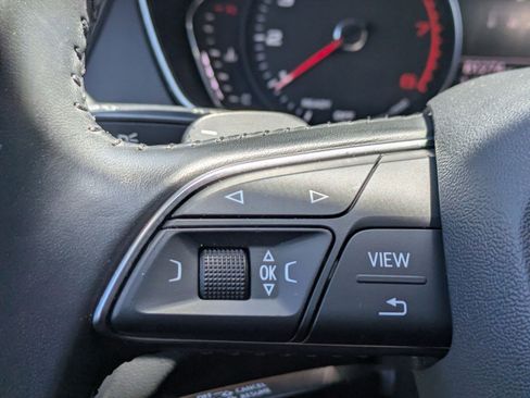Used 2019 Audi Q5 2.0T Premium w/ Convenience Package AWD/4WD image 13