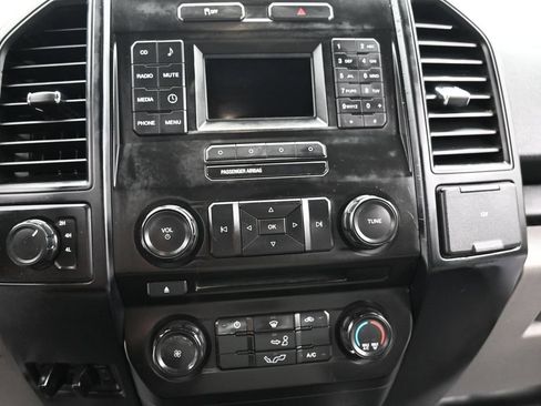 Used 2016 Ford F150 XL w/ Equipment Group 101A Mid AWD/4WD image 15