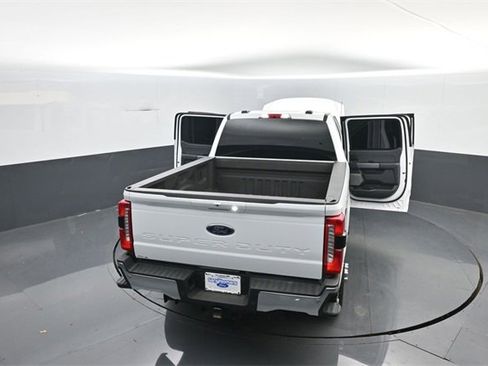 Certified 2025 Ford F350 Lariat image 34
