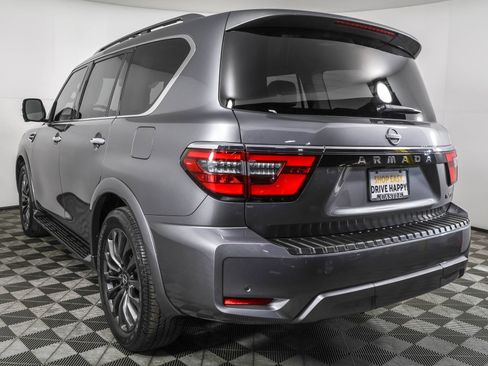 Used 2024 Nissan Armada Platinum w/ Captain's Chairs Package image 17