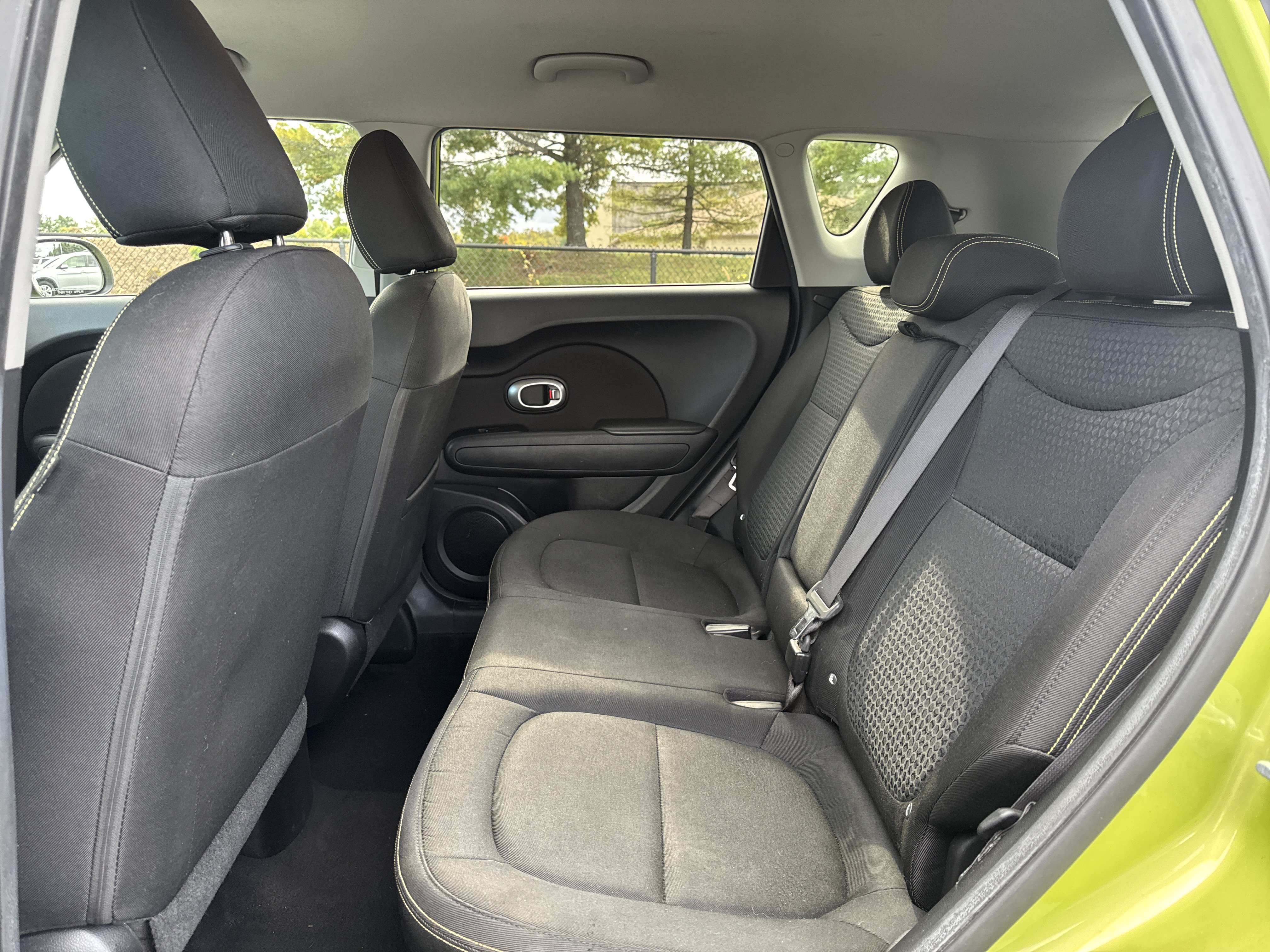 Used 2016 Kia Soul + FWD image 19