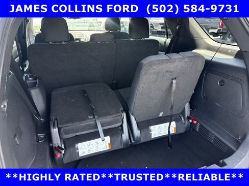 Used 2016 Ford Explorer XLT w/ Class II Trailer Tow Package FWD image 18