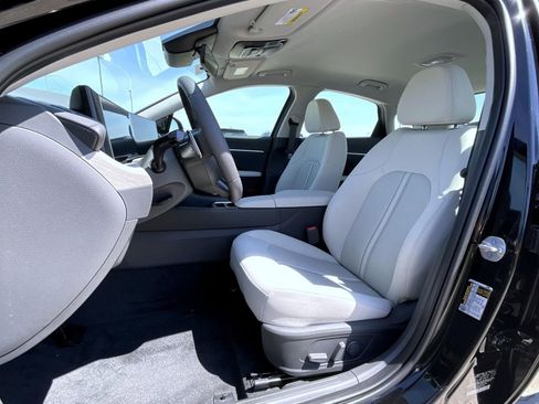 New 2025 Hyundai Sonata SEL image 11