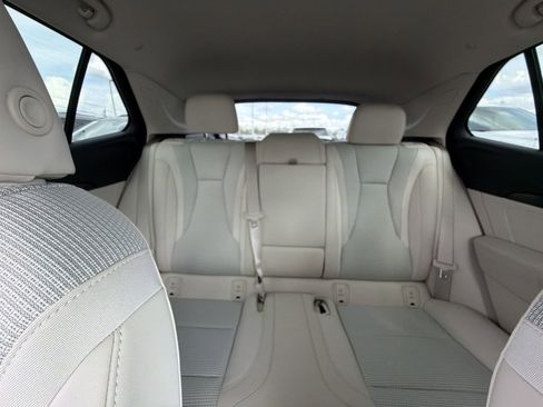 Used 2023 Buick Envision Preferred FWD image 13