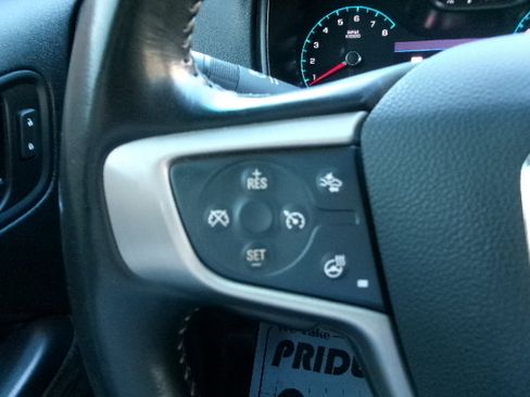 Used 2021 GMC Canyon Denali image 22