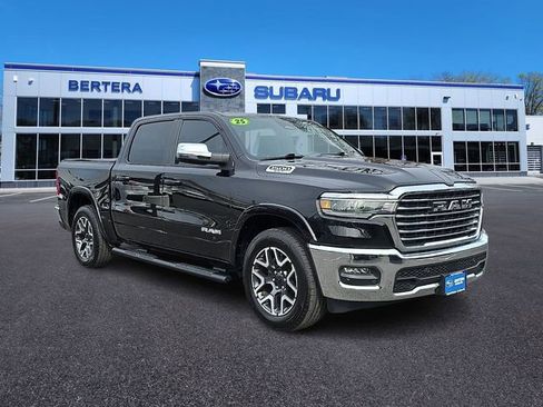 Used 2025 RAM 1500 Laramie AWD/4WD image 2