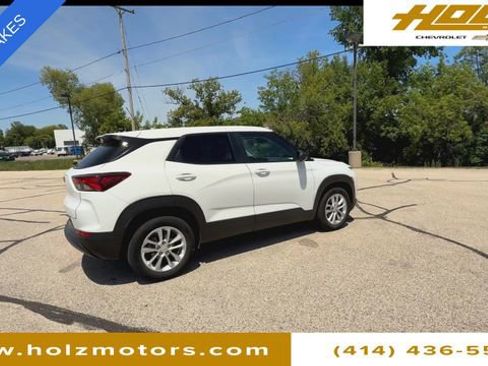 Certified 2025 Chevrolet TrailBlazer LS w/ LS Convenience Package FWD image 8
