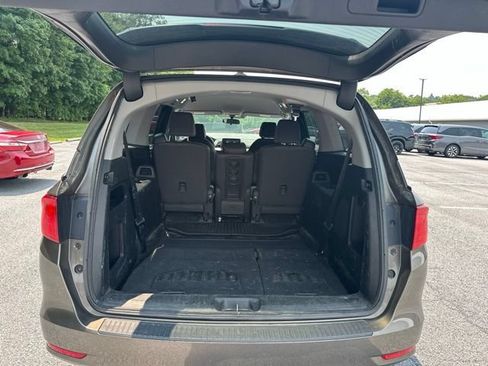 Used 2018 Honda Odyssey EX image 7