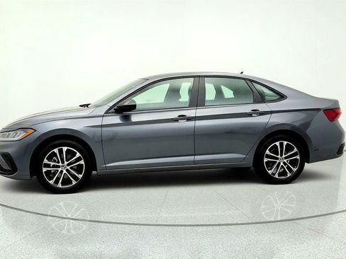 Used 2025 Volkswagen Jetta Sport FWD image 8