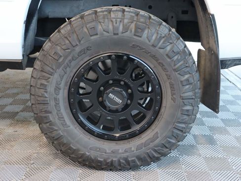 Used 2025 RAM 2500 Laramie w/ Night Edition image 17