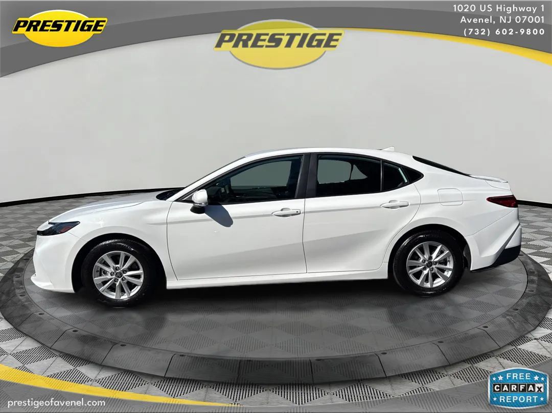 Used 2025 Toyota Camry LE FWD image 8