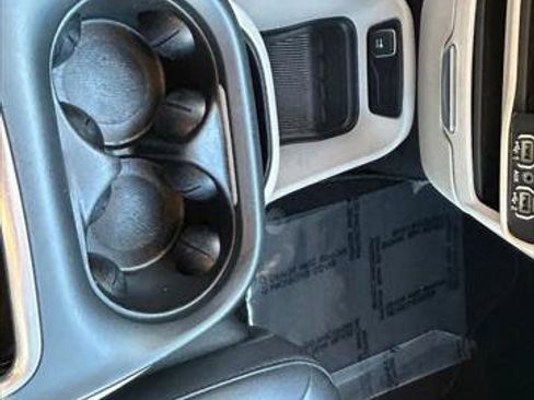 Certified 2023 Chrysler Pacifica Touring-L FWD image 21