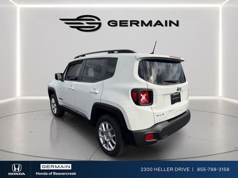Used 2023 Jeep Renegade Latitude w/ Premium Group AWD/4WD image 4