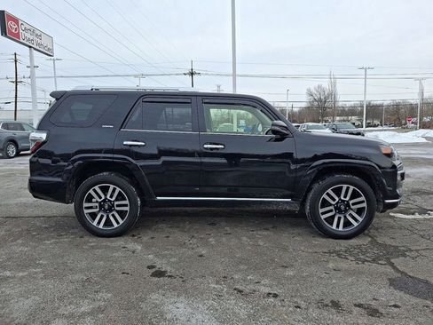 Used 2024 Toyota 4Runner Limited image 27