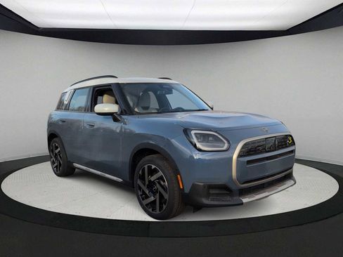 New 2026 MINI Cooper Countryman SE image 2