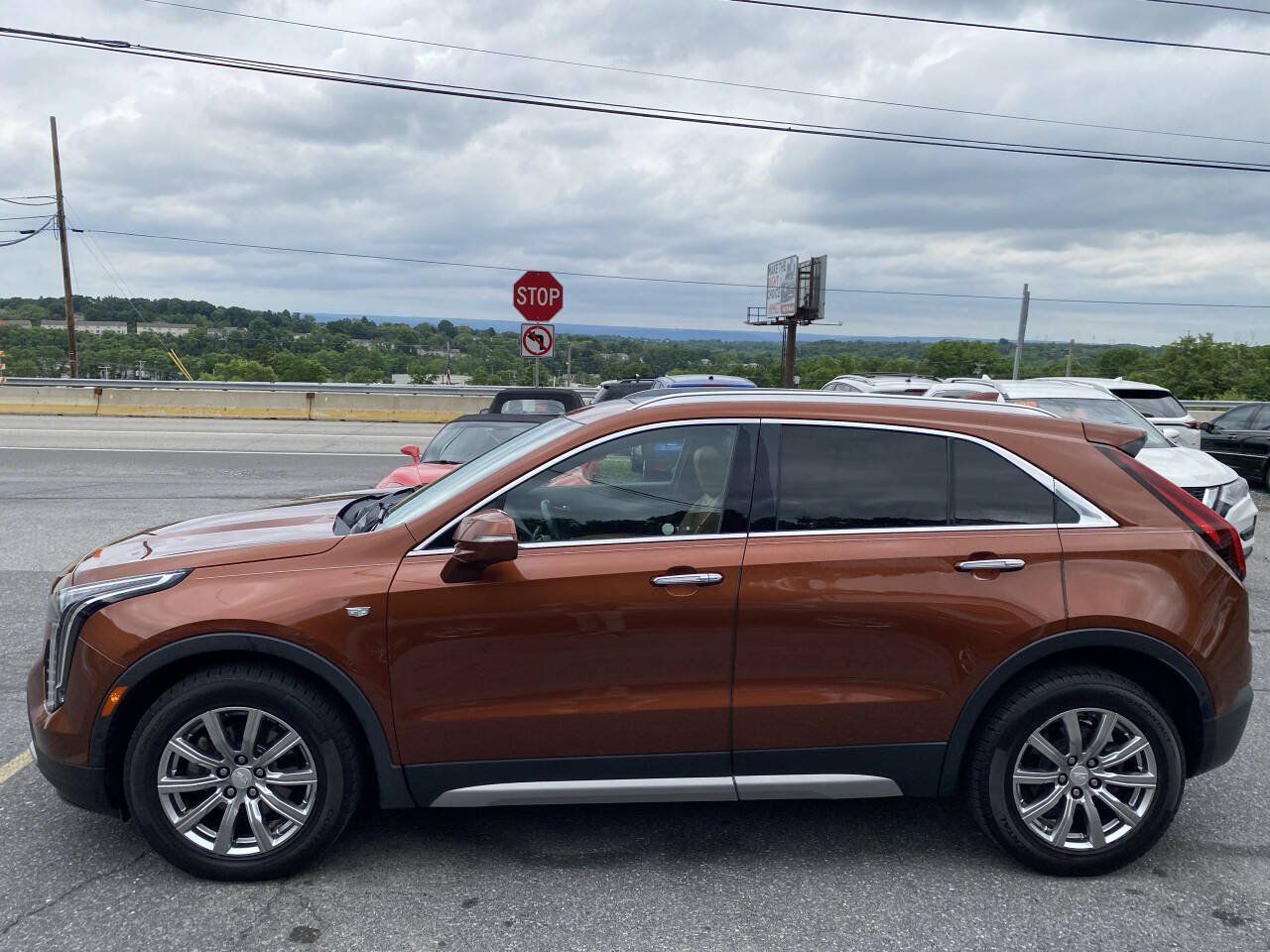 Used 2019 Cadillac XT4 Premium Luxury AWD/4WD image 8