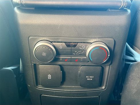 Used 2022 Ford Explorer Limited w/ Equipment Group 301A image 27